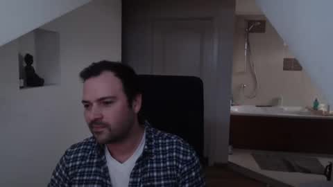 gintonik89 online show from February 22, 4:30 pm