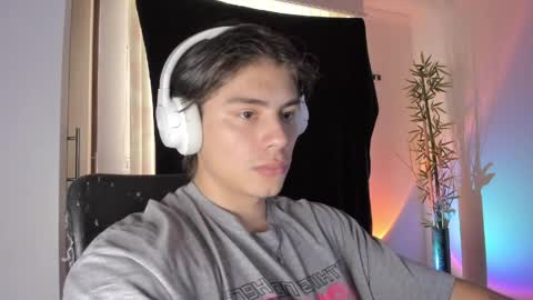 GioRusso online show from April 30, 8:57 pm