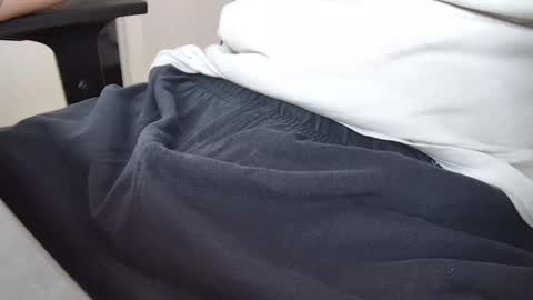 giovaa23 online show from April 17, 9:11 am