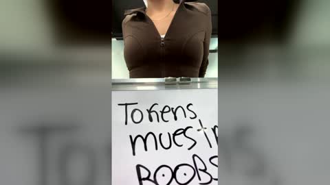 girl433 online show from December 15, 8:38 pm