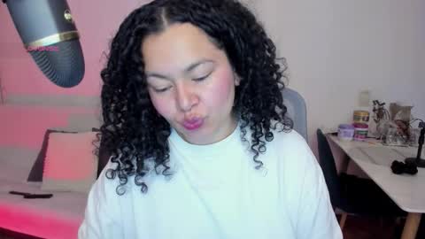 girl_inline online show from November 27, 2:08 am