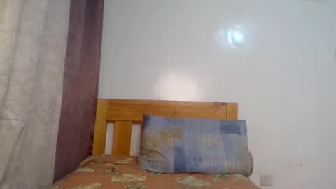 girl_shani online show from April 2, 6:15 pm