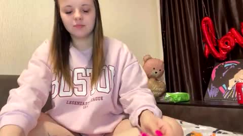 girl_shy07 online show from March 20, 7:52 pm