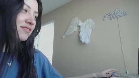 Jasmine online show from February 1, 4:37 pm