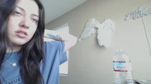 Jasmine online show from February 24, 8:23 pm