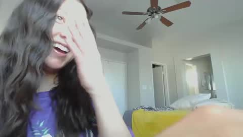 Jasmine online show from January 7, 9:57 pm