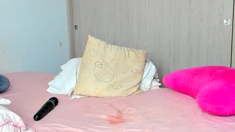 Gissel6playful online show from February 16, 10:35 am