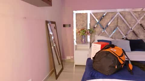     online show from September 15, 11:33 am