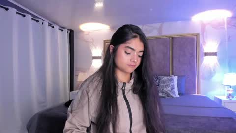     online show from April 29, 9:47 am