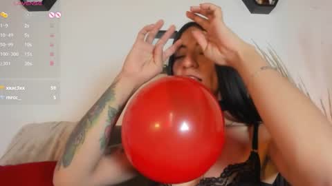 Gisell s online show from March 13, 6:55 pm