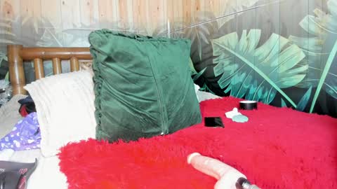 Gisell STREAMING SCHEDULE 1400 - 2130 GMT-5 online show from January 11, 4:57 pm