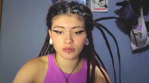 Giulietta online show from March 19, 4:40 am