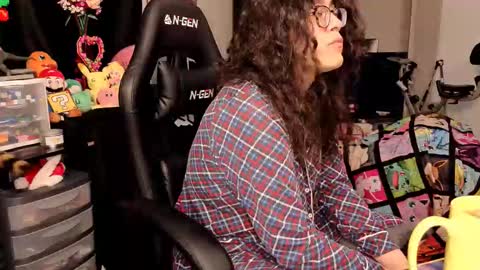 glaceon9 online show from October 22, 8:50 am