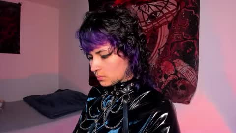 NYX online show from February 6, 8:22 pm