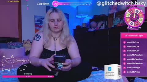 Glitch online show from February 7, 12:09 am