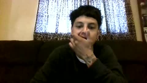 glly444 online show from March 1, 4:00 pm