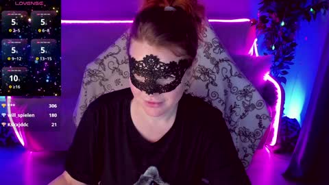 Snapshot of gloriagrays chatting on January 26, 2:56 am gloriagrays online show from January 26, 2:56 am