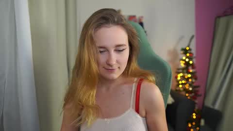 Monica online show from December 19, 2:12 pm