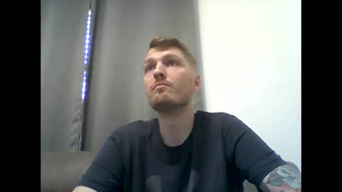 gmonay1331 online show from February 4, 11:49 pm