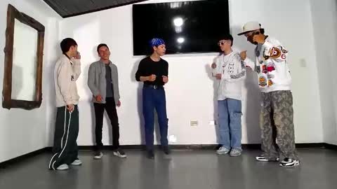 THOMAS AND DAMIAND online show from October 18, 6:12 pm