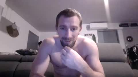 gnl_ online show from December 17, 9:32 pm