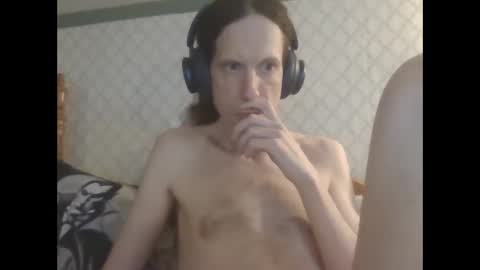 goatmoon666 online show from December 16, 9:20 pm