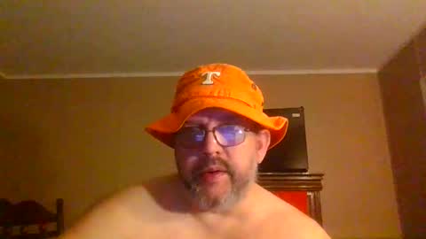 IDKIDCIDGAF online show from May 24, 2:19 am