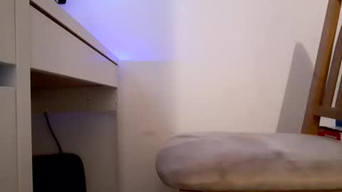 Snapshot of goddamndan chatting on January 11, 11:02 pm goddamndan online show from January 11, 11:02 pm