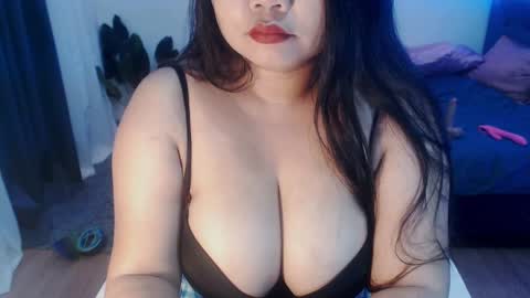 Snapshot of goddess_ruby chatting on February 12, 10:56 am ruby online show from February 12, 10:56 am