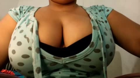 CHANELL online show from May 3, 2:28 am