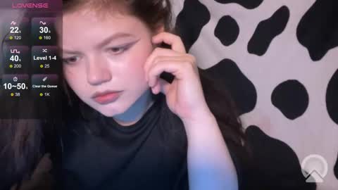Snapshot of goddessdarina chatting on September 11, 6:09 pm goddessdarina online show from September 11, 6:09 pm