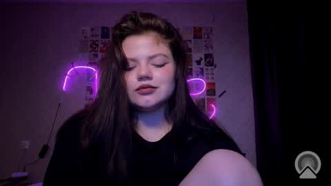 Snapshot of goddessdarina chatting on September 9, 2:44 am goddessdarina online show from September 9, 2:44 am
