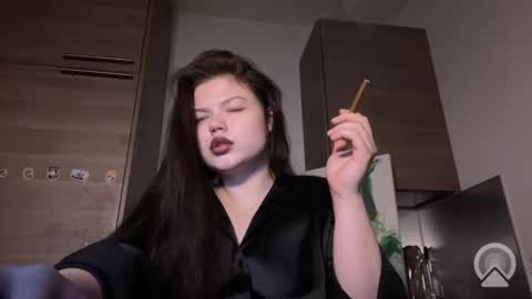 Snapshot of goddessdarina chatting on September 22, 1:15 pm goddessdarina online show from September 22, 1:15 pm