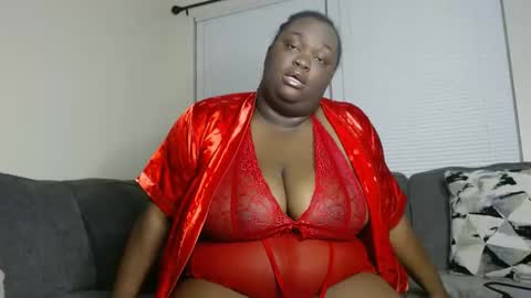 Madame Jackie online show from January 15, 5:05 am