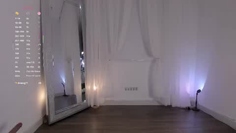 Linda online show from June 10, 1:49 am