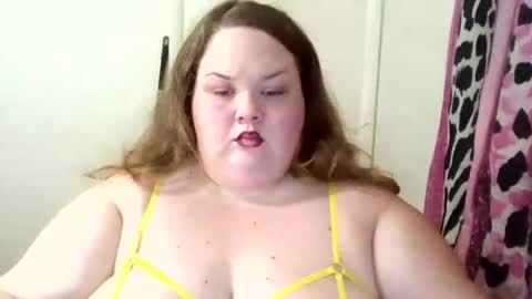 godessisabella online show from June 23, 6:54 am