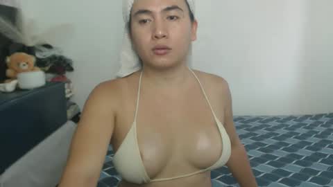 bella online show from April 8, 2:58 am