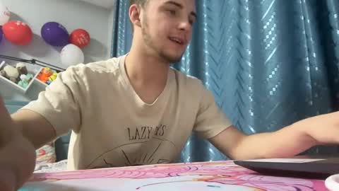 Golden boyyy21 online show from February 24, 4:36 pm