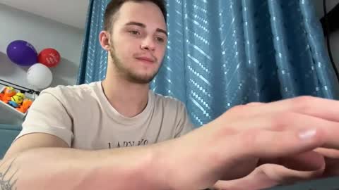 Golden boyyy21 online show from February 24, 11:30 pm