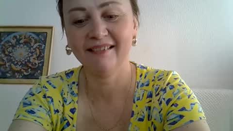 golden_kessie online show from May 19, 6:09 am