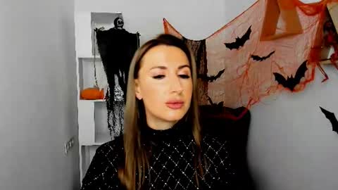 Olivia online show from October 11, 7:17 pm