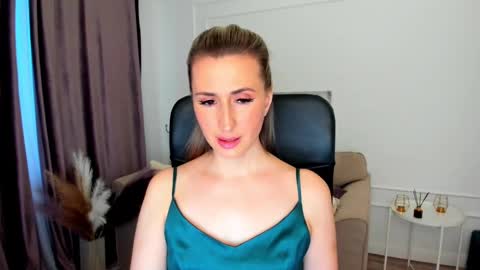 Olivia online show from March 6, 3:46 am