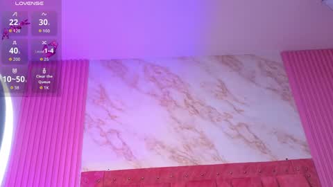 goldilockss15 online show from April 3, 11:39 am