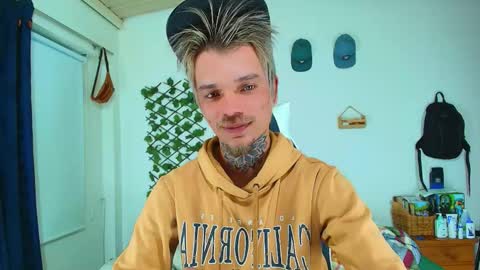 Goldy Loyal93 online show from March 8, 11:31 pm