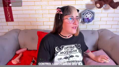 gomory_kitty online show from April 6, 5:14 pm