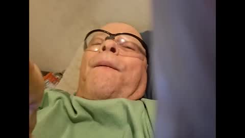 gonadalache online show from November 19, 4:39 pm