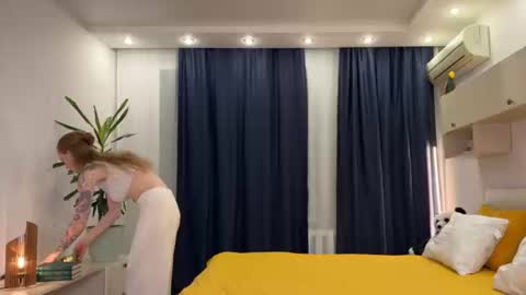 Polly online show from March 18, 3:51 pm