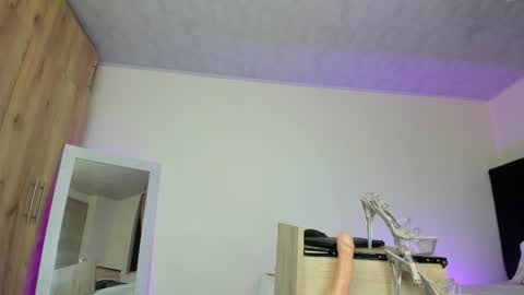 natt online show from December 14, 12:06 am