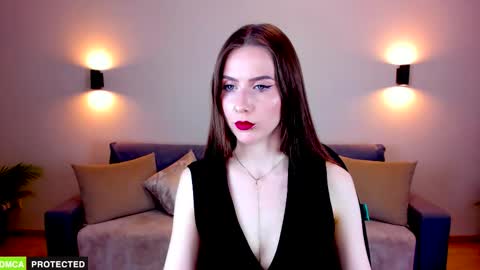 Petra online show from February 25, 8:01 pm