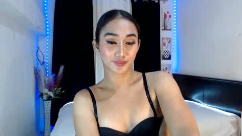 gorgeous_nicole online show from February 16, 12:41 am
